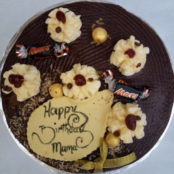 Cake - Chocolate, Red velvet or mixed  . . . more - Image 6