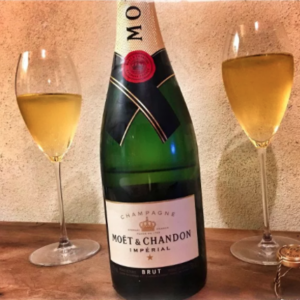Moet & Chandon Brut Imperial - Sparkling Wine from Champagne, France
