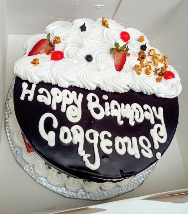Cake - Chocolate, Red velvet or mixed  . . . more
