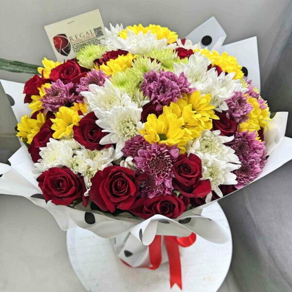 ROSES AND MIXED CHRYSANTHEMUMS BOUQUET - Bouquet of Roses and Mixed Chrysanthemums - Image 6