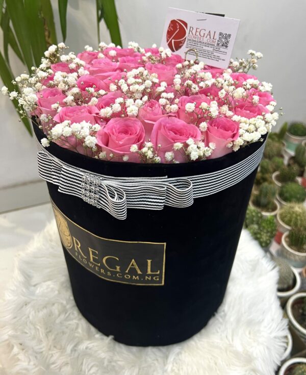 SIMPLY SWEET BOX ARRANGEMENT - Pink Roses and Million Stars - Image 5