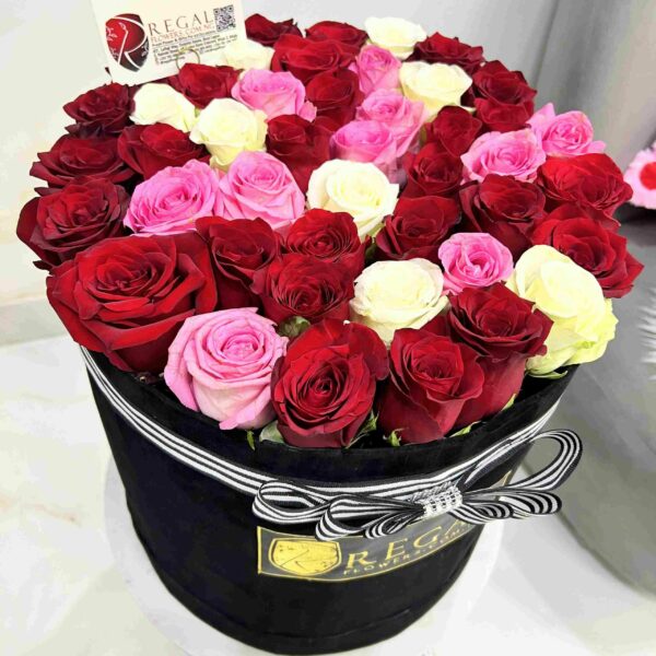 VIP BELLISSIMO (BEAUTIFUL) BOX ARRANGEMENT– Luxurious mix of white and pink, or white, pink and red roses . . - Image 3