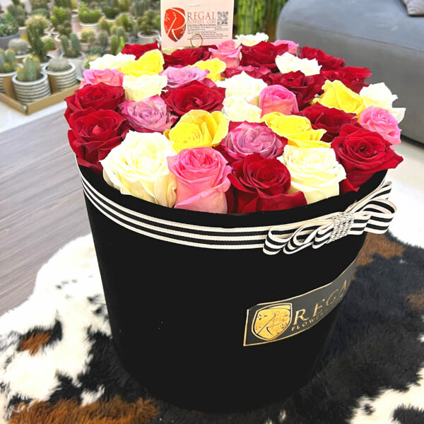 VIP BELLISSIMO (BEAUTIFUL) BOX ARRANGEMENT– Luxurious mix of white and pink, or white, pink and red roses . . - Image 6