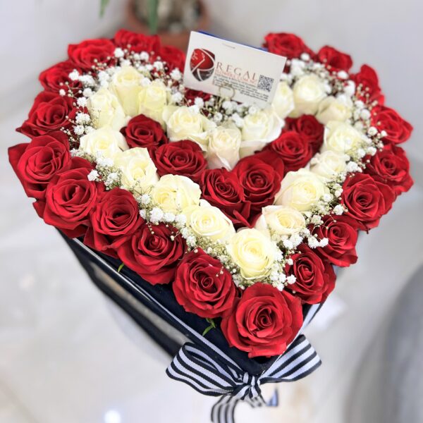 MON COEUR (MY HEART) – Roses in Heart Shape - Image 2