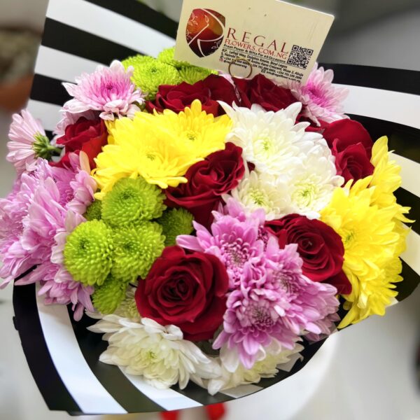 ROSES AND MIXED CHRYSANTHEMUMS BOUQUET - Bouquet of Roses and Mixed Chrysanthemums - Image 13