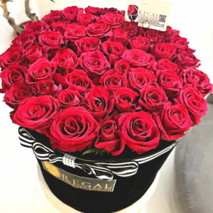 VIP CLASSIC RED BOX ARRANGEMENT – Box Of Classy Red Roses