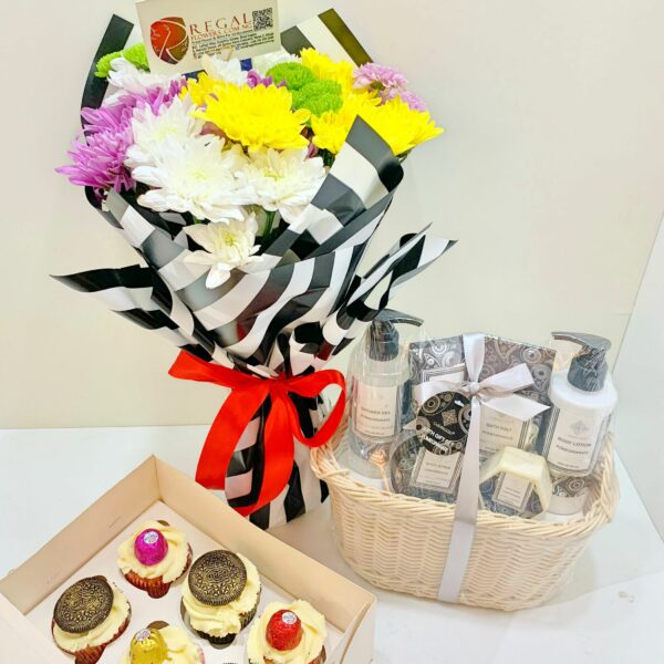 COOL AND CLASSIC - Mix of Chrysanthemums - Image 9