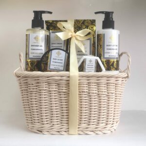 CARAVAGGIO GIFT SET - Assorted Italian Unisex Gift Set