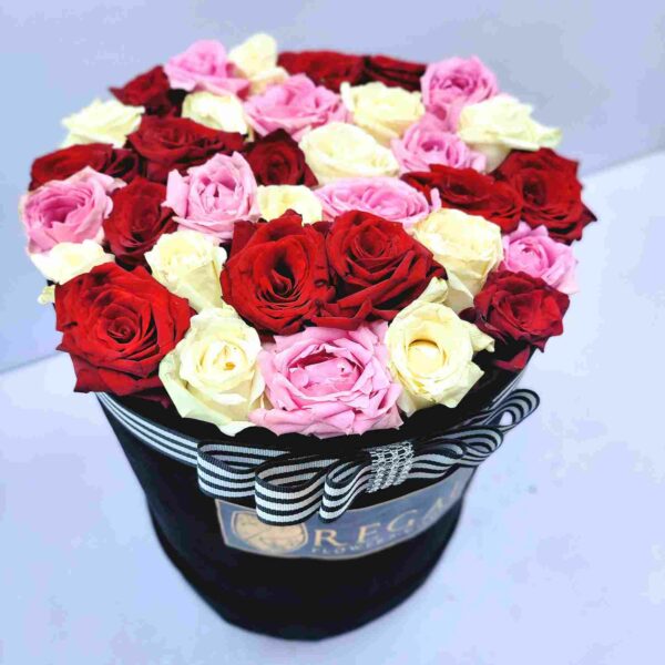 BELLISSIMO (Beautiful) BOX ARRANGEMENT –Box of Mixed Colored Roses - Image 6