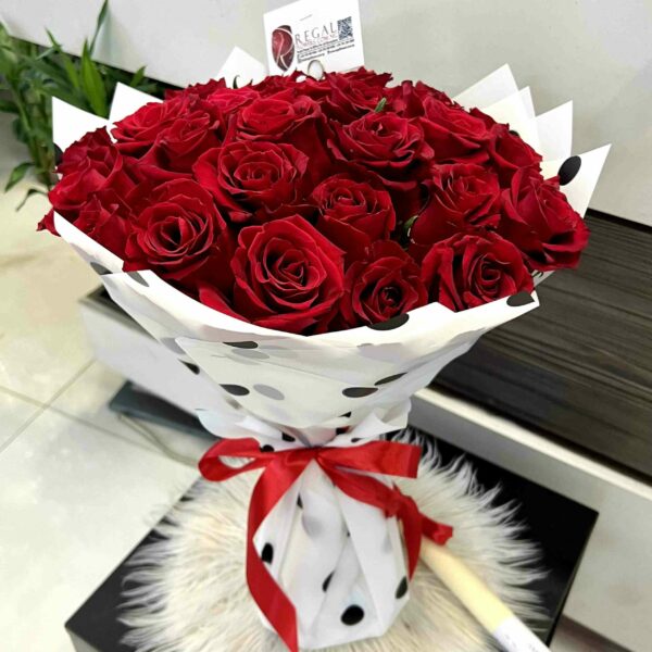 RED ROSES BOUQUET -Bouquet Of Red Roses - Image 5