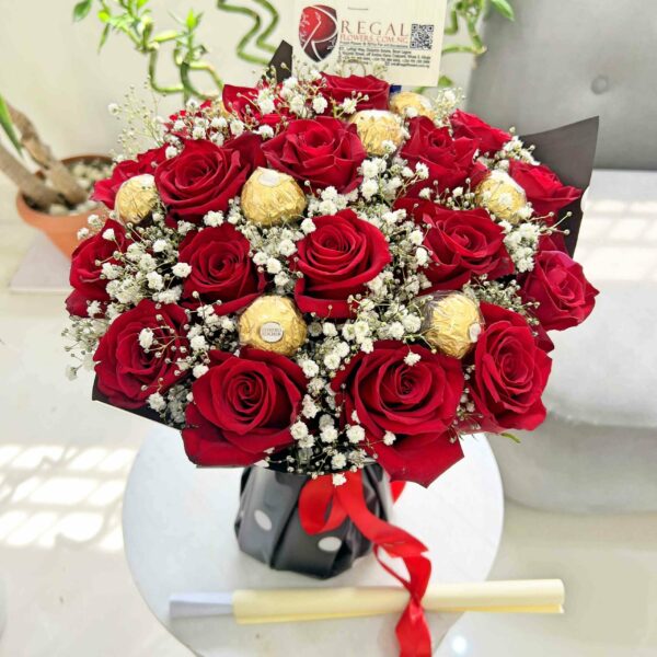 FERRERO ROCHER & ROSES BOUQUET - Bouquet Of Roses and Ferrero Rocher Chocolates