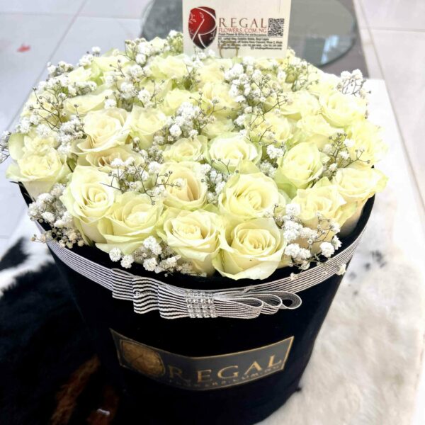 MONALISA BOX ARRANGEMENT- Box Of White Roses And Million Stars - Image 13