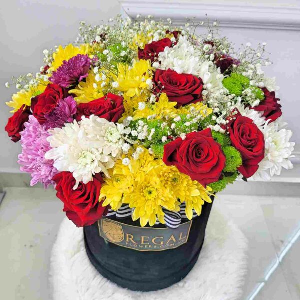 5 PEAS IN A POD BOX ARRANGEMENT- Roses and Mixed Chrysanthemums - Image 13