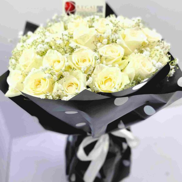 WHITE ROSES AND MILLION STARS  BOUQUET - White Roses and Million Stars - Image 8
