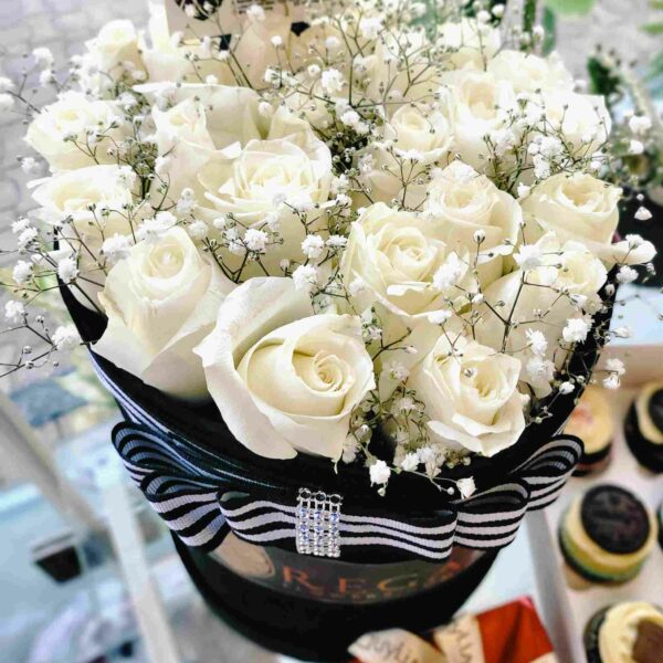 MONALISA BOX ARRANGEMENT- Box Of White Roses And Million Stars - Image 10