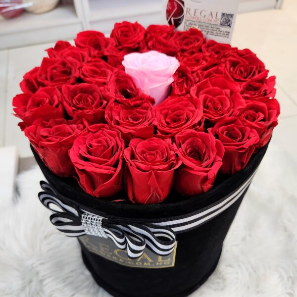 FOREVER YOU - A Luxuriant Box Of Contrasting Forever roses...More - Image 4