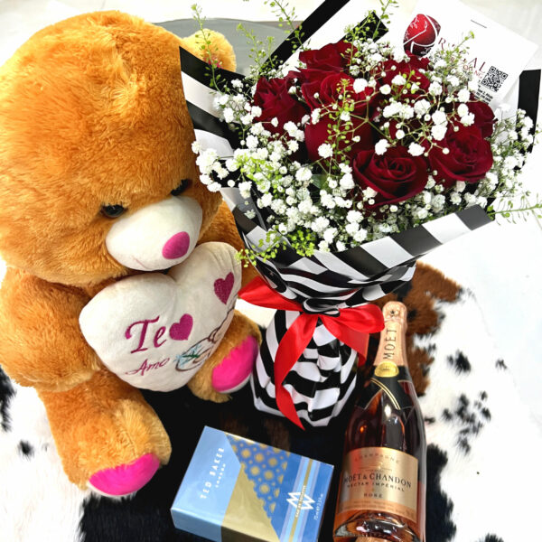 SENZE FINE  201 - Flowers and Assorted Gifts - Image 3