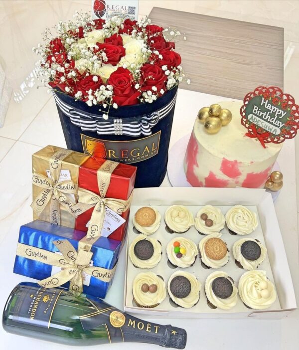 MON TRÉSOR PACKAGE 402 - Flowers and Assorted Gifts