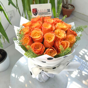ORANGE ROSES AND LEPIDIUM BOUQUET - Orange Roses and LEPIDIUM