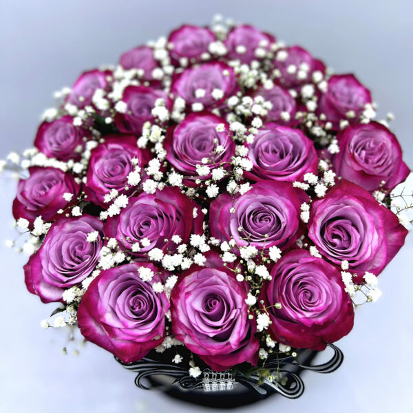 VIOLA BOX ARRANGEMENT - Purple Roses and Million Stars - Image 5