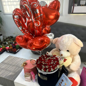 CUORE MIO PACKAGE 802 - Flowers and Assorted Gifts