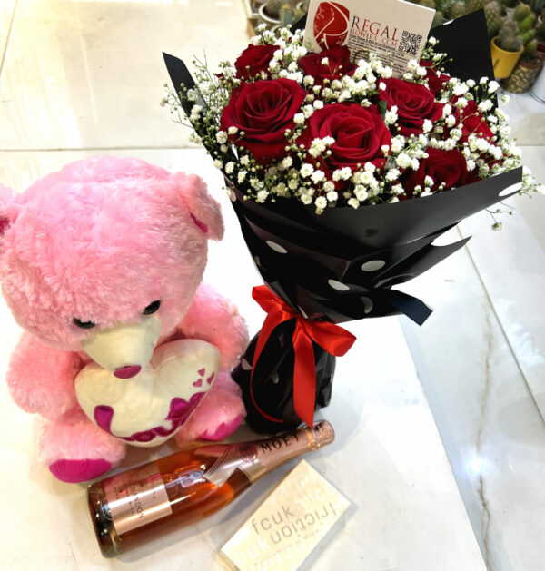 SENZE FINE  201 - Flowers and Assorted Gifts